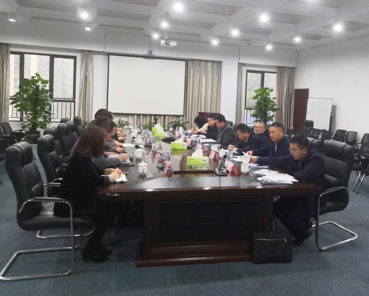 農(nóng)投集團(tuán)黨委書記、董事長何勇一行來宏帆實業(yè)調(diào)研落實全面從嚴(yán)治黨情況